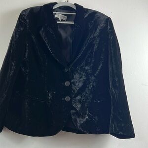 Giorgio Armani vintage women short blazer size 10